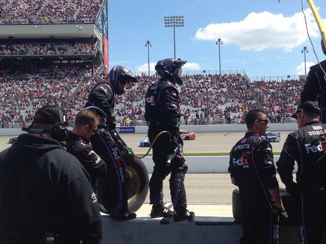 NASCAR pit stops